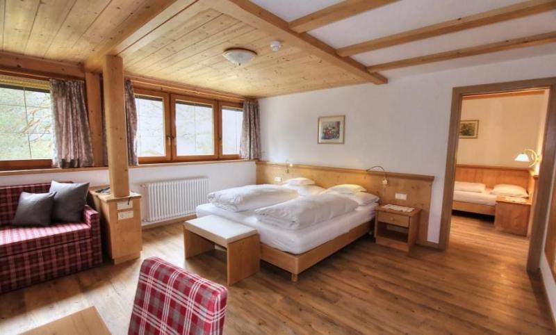Hotel Resa Blancia San Vigilio Di Marebbe Kültér fotó